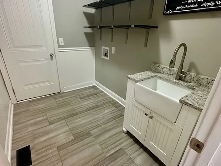 2015 Dorsey Ct — Photo 11