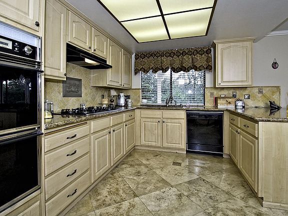 5th image of 2930 Ohan Ct
