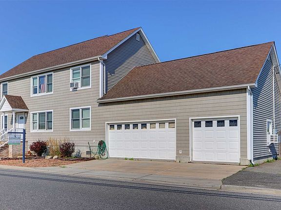 3rd image of 2775 Ocean Ave