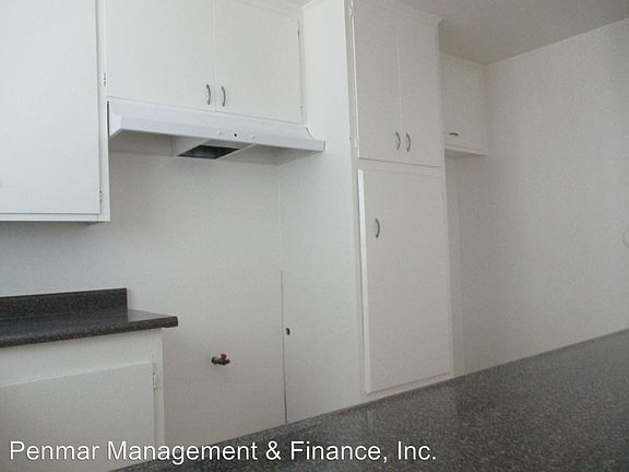 5th image of 436 E Tamarack Ave APT 6