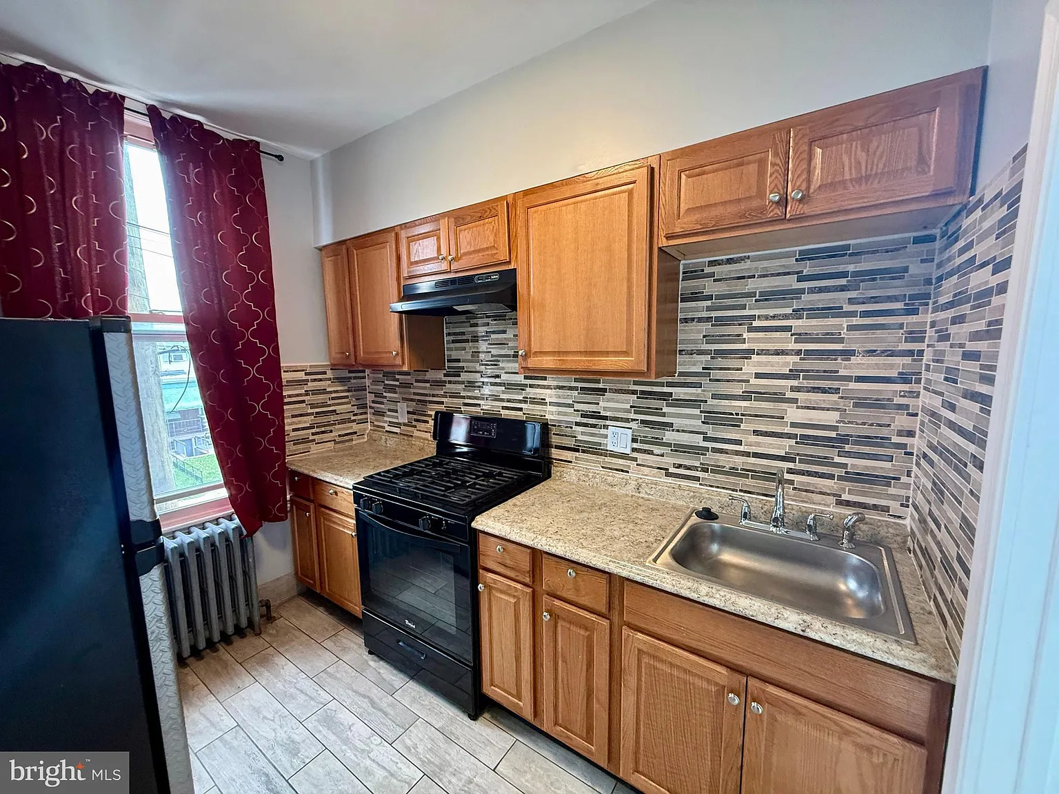 1 bed, 573 sqft, $1,050 — Photo 2