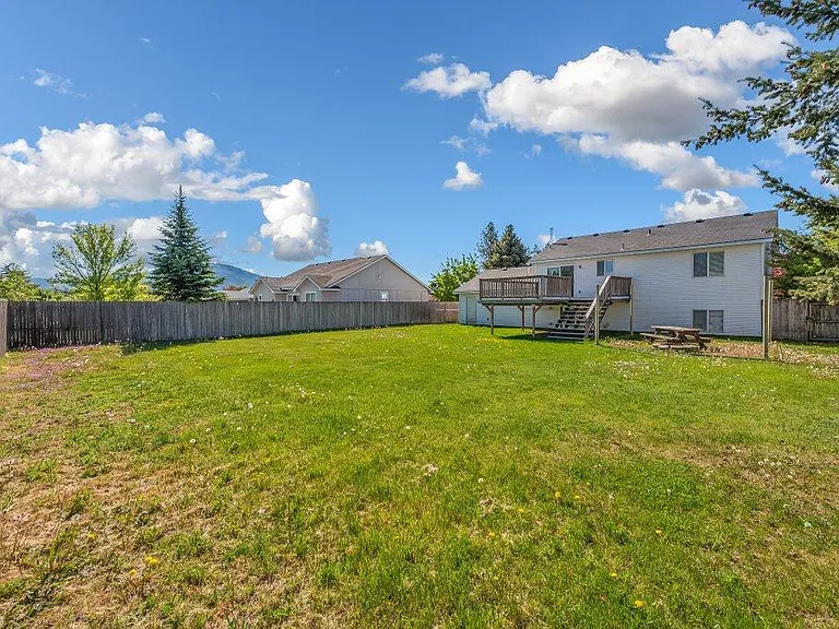 1179 W Cardinal Ave — Photo 21