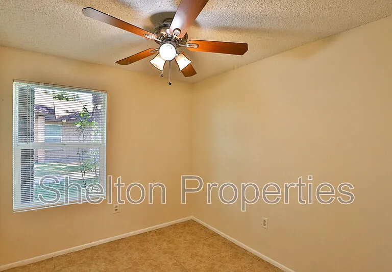 339 S Stapley Dr #106 — Photo 14