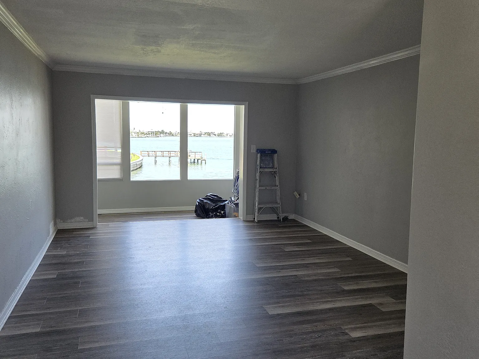 2 bed, 820 sqft, $2,750 — Photo 3