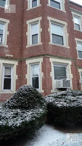 312 Tappan St Photo 1