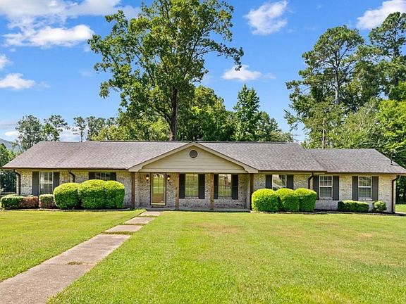 2nd image of 2623 Valley View Dr