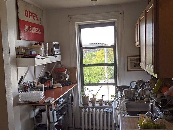 3rd image of 448 3rd Ave #4R