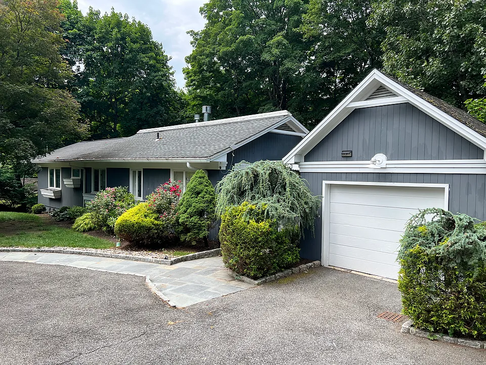 40 Highland Ave