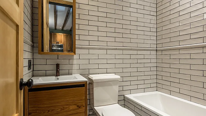 Rented by Nooklyn NYC LLC | media 16