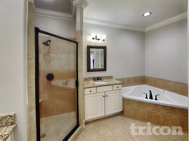 1005 Stuarts Landing Dr — Photo 8