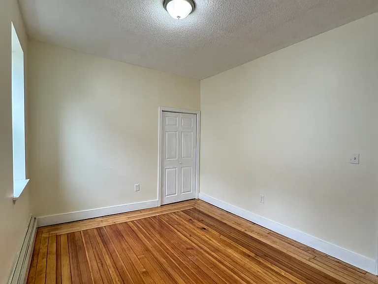 3 Woodbine St #1 — Photo 7