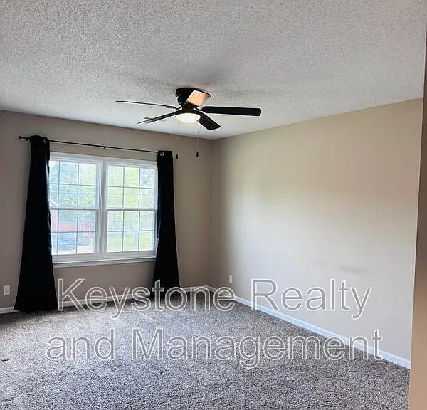 474 Bamburg Dr — Photo 12