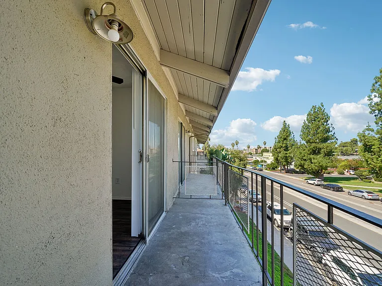 Dwell Apartment Homes — Photo 41