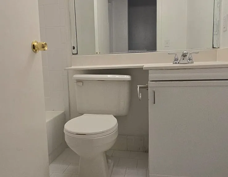 1650 NW 25th Ave #216 — Photo 6