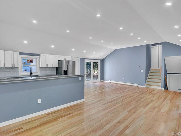 5th image of 85 Hawthorne Street
