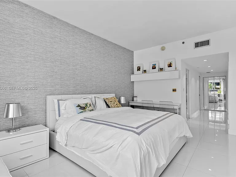251 Crandon Blvd #322 — Photo 15