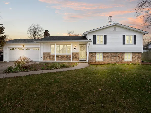 4210 Wedgewood Dr, Fort Wayne, IN 46815