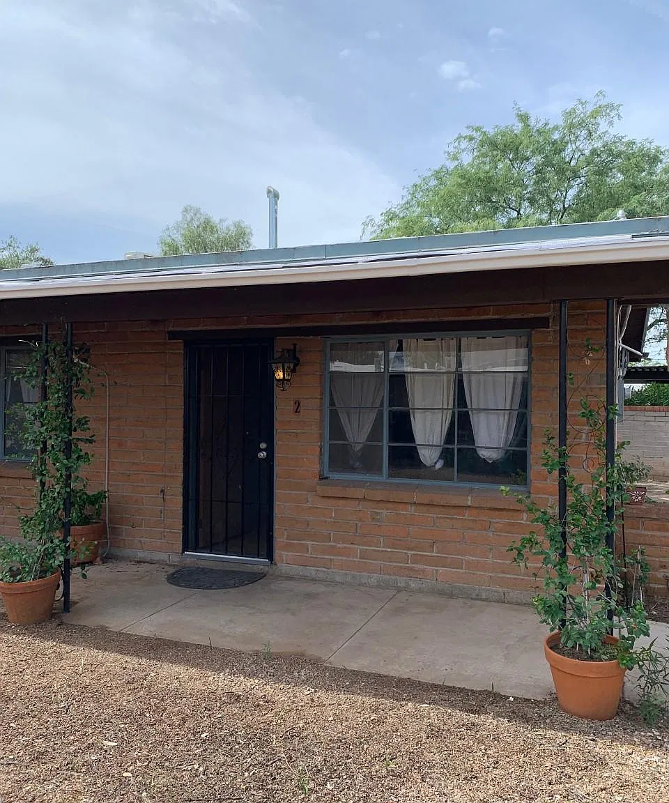 1 bed, 700 sqft, $895 — Photo 1