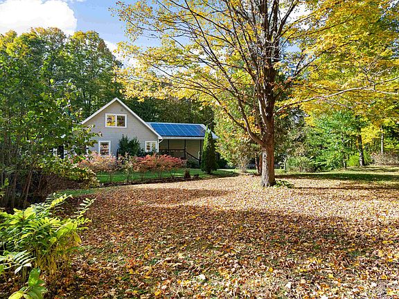5th image of 25 Ironwood Road