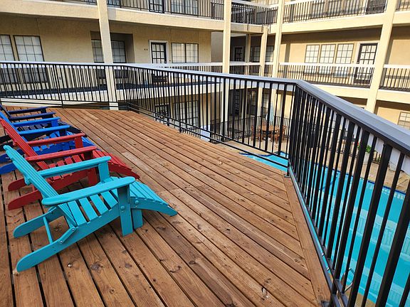 3rd image of 4800 W Lovers Ln APT 521
