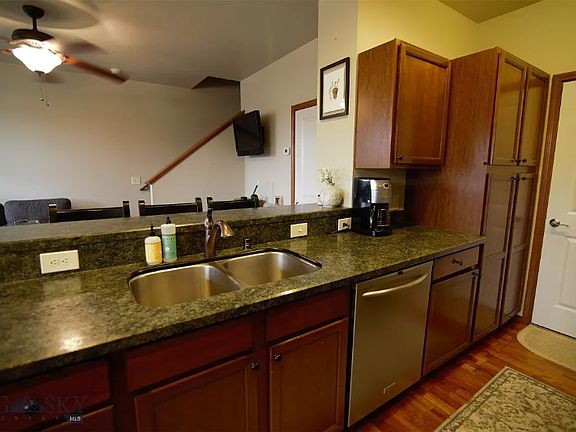 4th image of 4320 Glenwood Dr Unit C