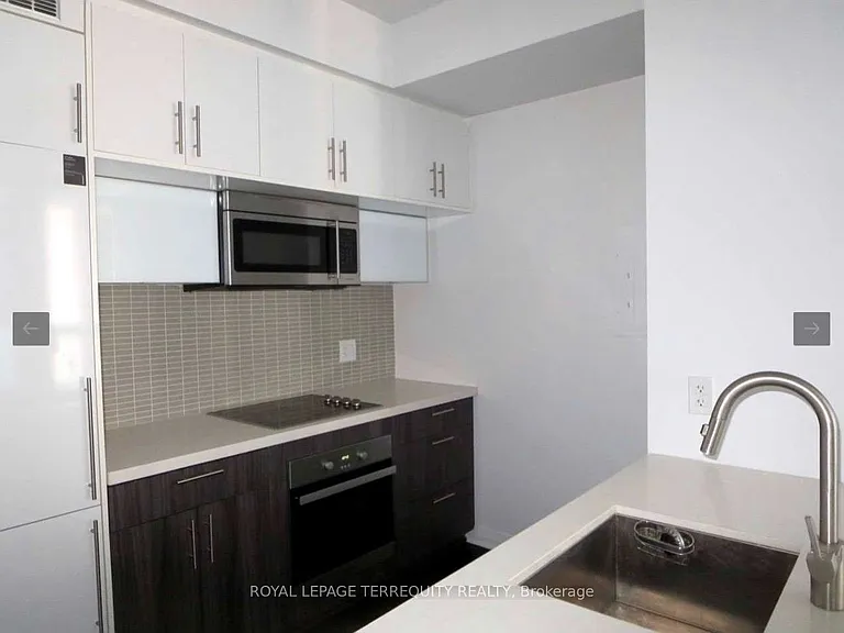 8 Mercer St #206 — Photo 15