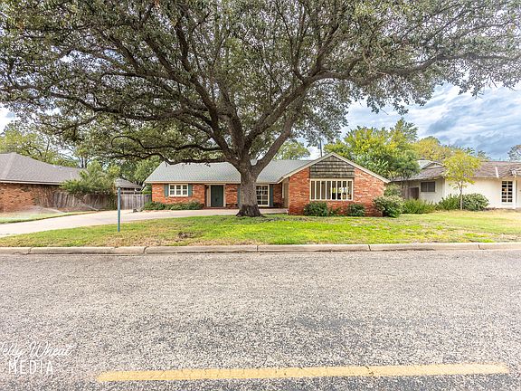 3rd image of 2129 Sul Ross St