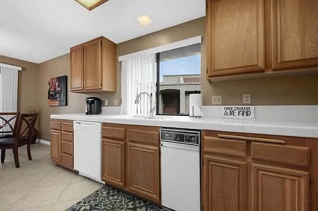 2860 Calle Loreto — Photo 7