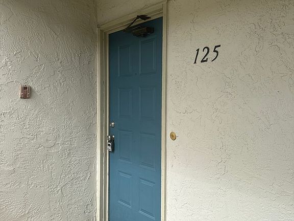 2nd image of 2220 River Run Dr Unit 125