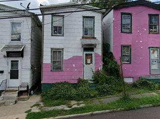 327 Grant St, Pottstown, PA 19464
