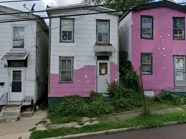 327 Grant St, Pottstown, PA 19464