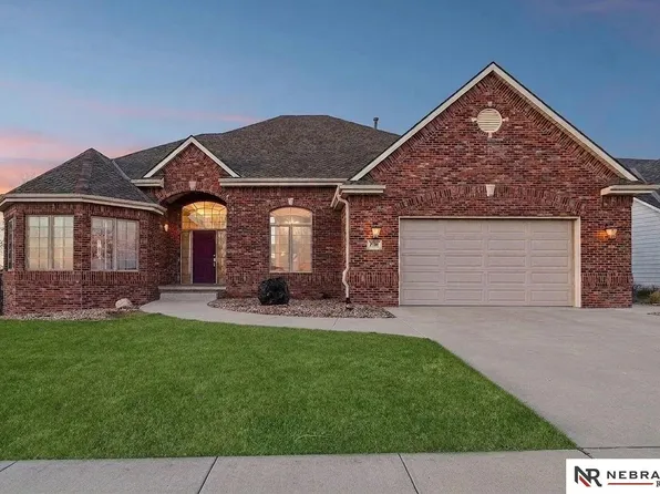 7701 San Mateo Ln, Lincoln, NE 68516