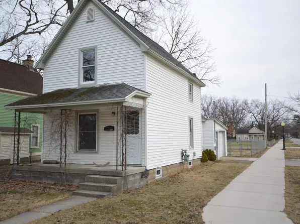 1002 Lincoln St, Traverse City, MI 49686