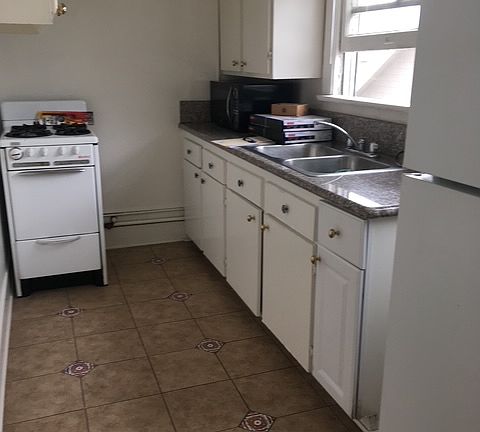 4th image of 1418 N Las Palmas Ave #4