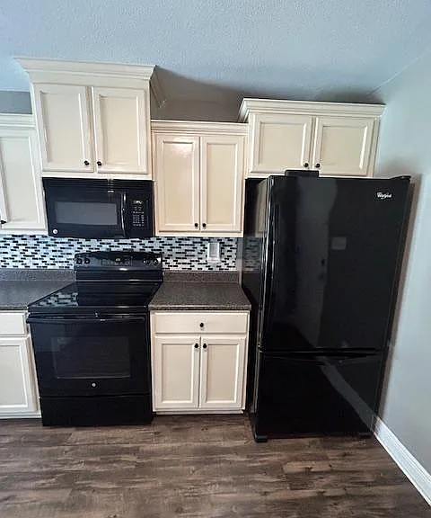 1362 Majesty Loop — Photo 5