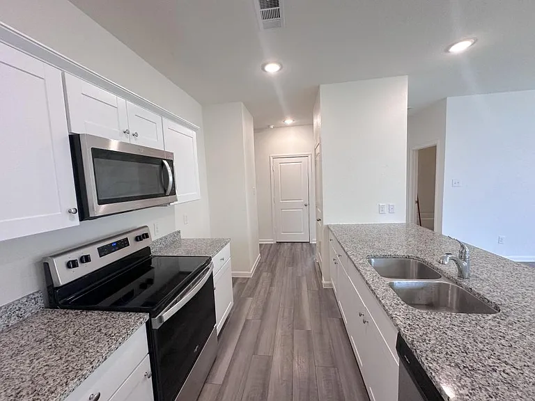 1640 Hossler Trl — Photo 20