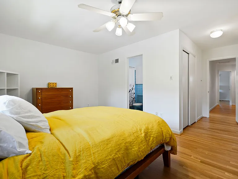 8504 Sundale Dr — Photo 15