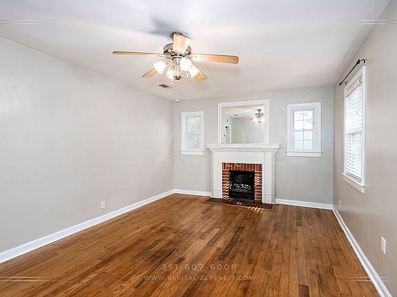 4th image of 4824 Auburn Dr N