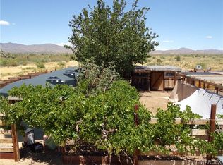 20925 S Wagon Trail Rd, Yucca, AZ 86438