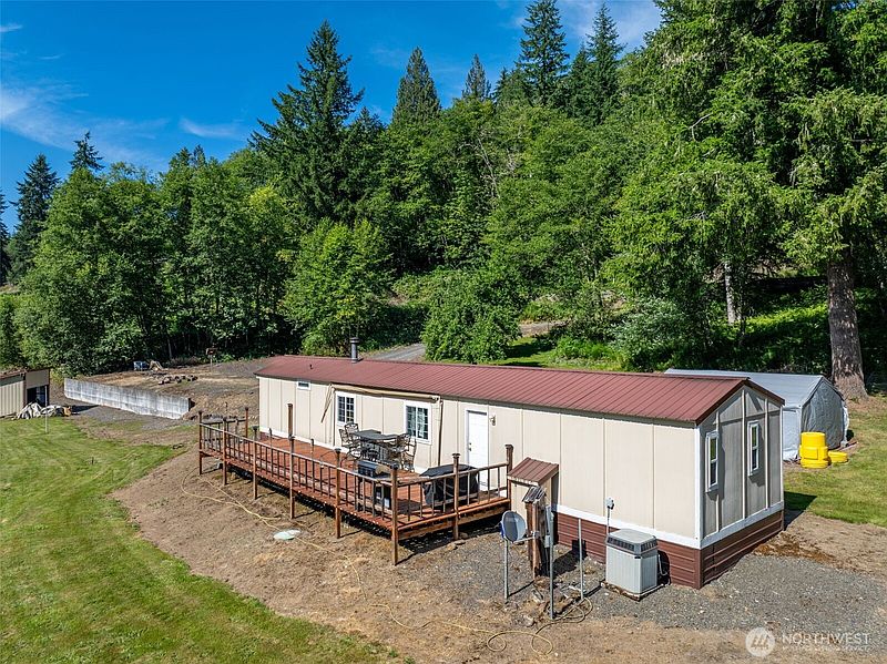 5th image of 461 Kjesbu Road