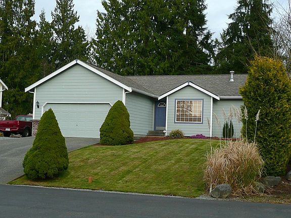 2nd image of 11303 211th Avenue Ct E