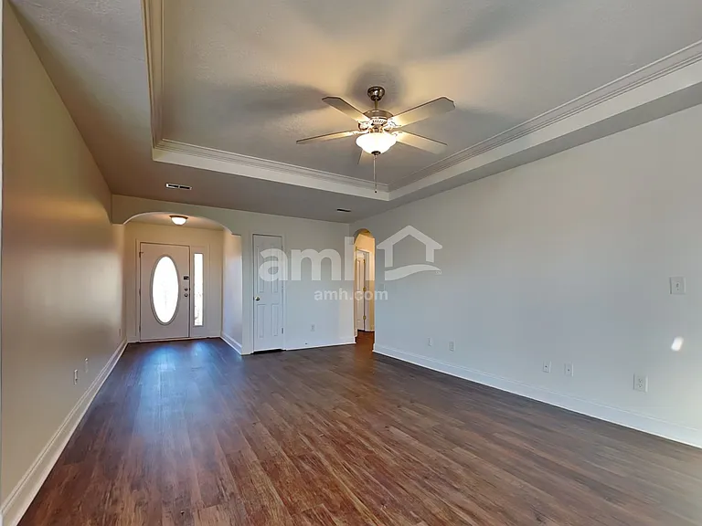 7800 Wisdom Ln — Photo 5