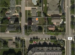 5133 Gorgas Ave, Edina, MN 55424