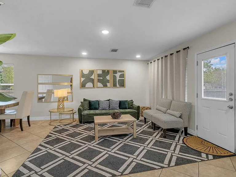 746 Cape Cottage Ln — Photo 3