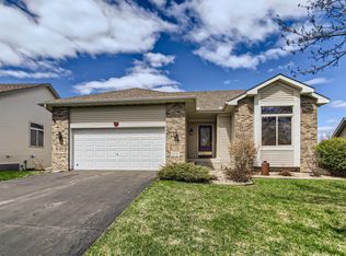 6676 Lipizzan Trl, Forest Lake, MN 55025