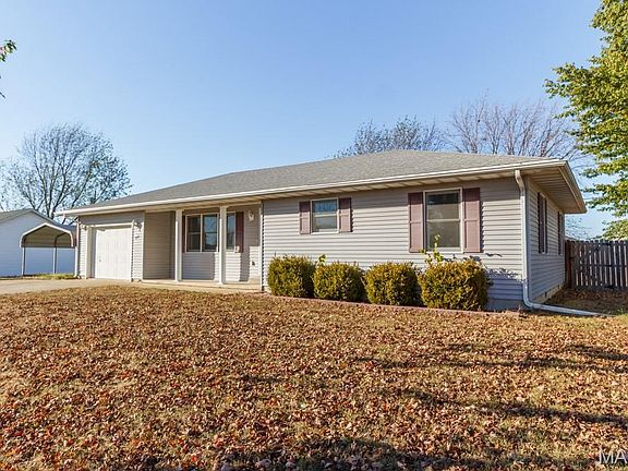3rd image of 1123 Howard Dr