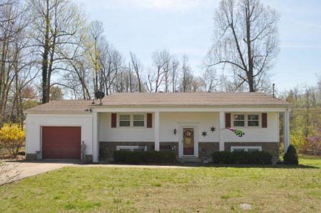 1st image of 1628 Crestview Dr