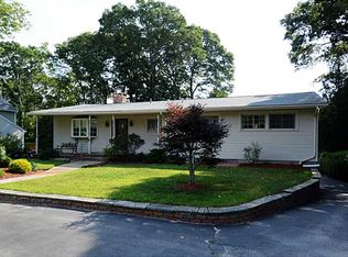 11 Clay Ln, Westerly, RI 02891