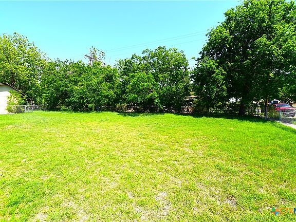 5th image of 3210 Tallwood Dr