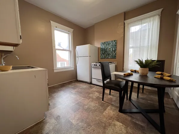 208 Walnut St #6, Clarksburg, WV 26301